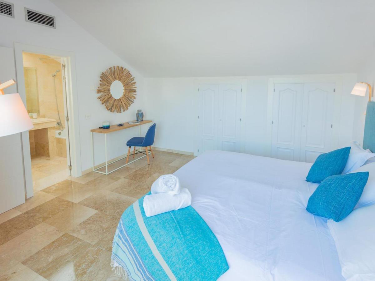 Appartement Vacation I Los Pinos, Elegant And Bright Townhouse, The Family Golf Getaway, 5 Minutes From Puerto Banus, Security Night Time *